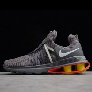 Nike Shox Gravity mens 10.5